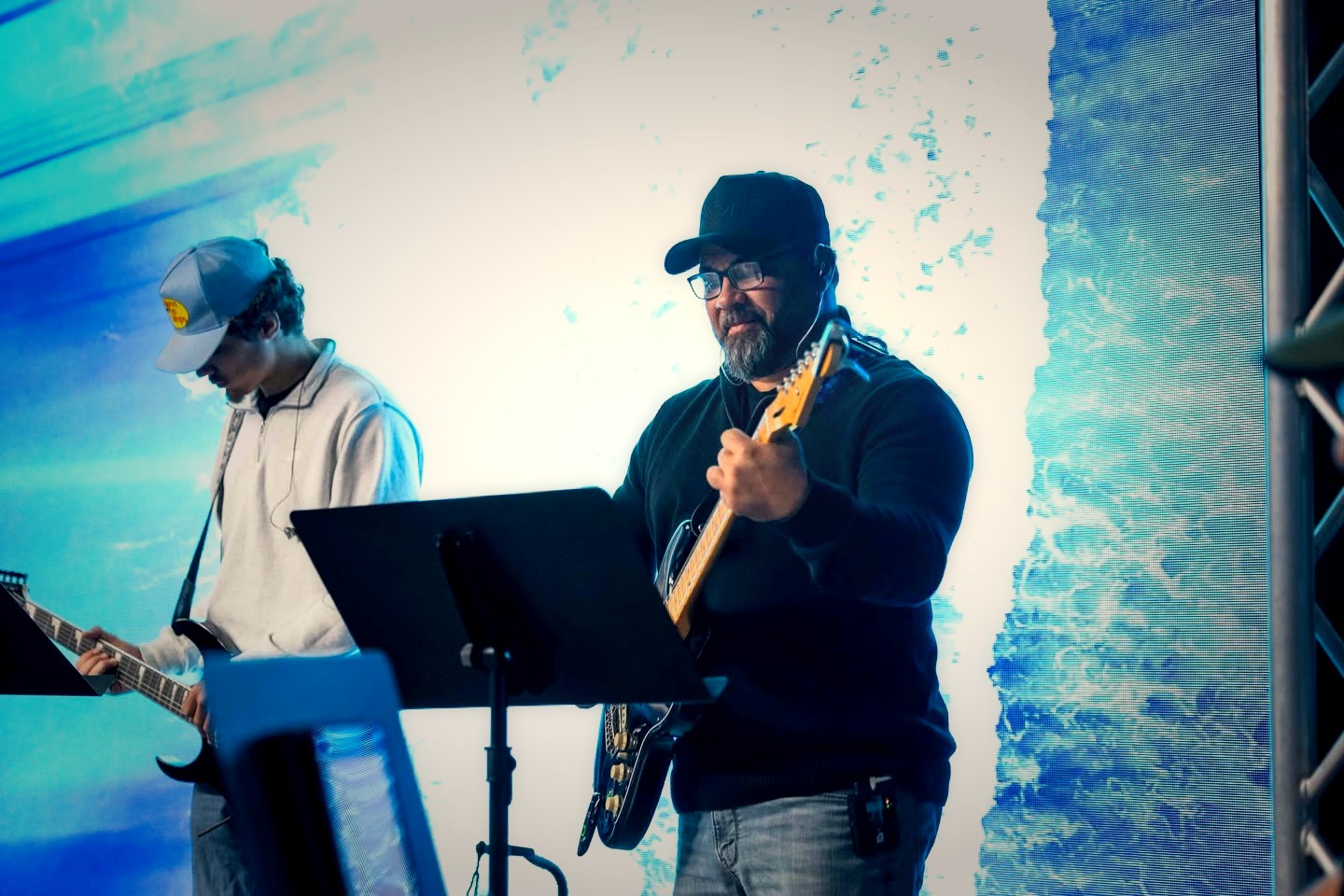Live worship band at Pure Conference